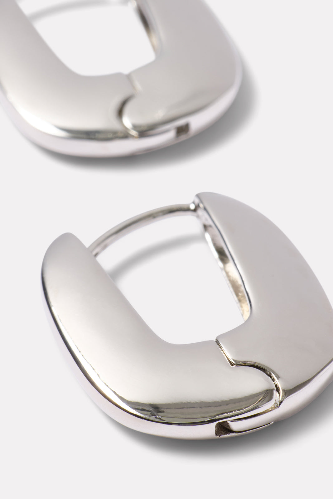 Montecito Flat Hoops