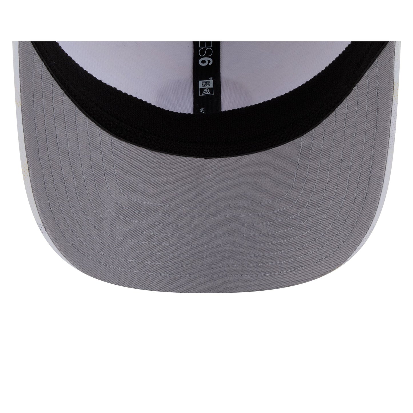 Boston Bruins White Camo Performance Rope 9SEVENTY Stretch-Snap Hat