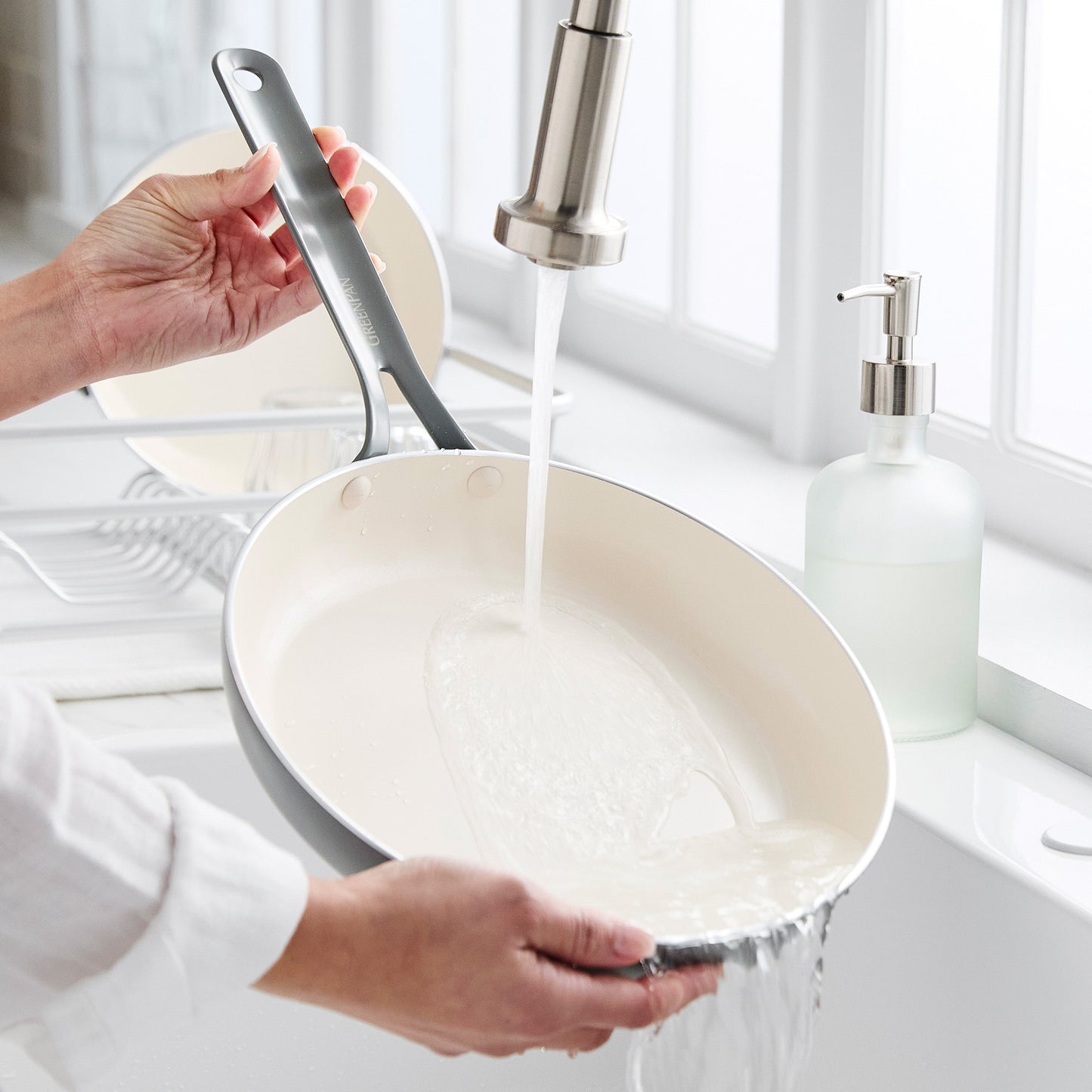 Nova Gallery Ceramic Nonstick 8" and 10" Frypan Set | Gray