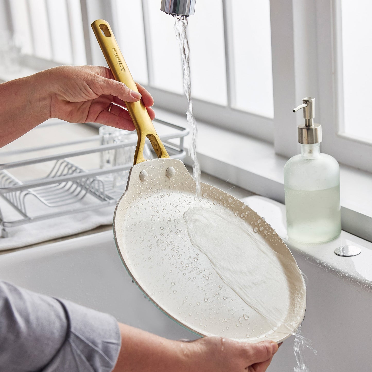 Reserve Pro Ceramic Nonstick 10" Crepe Pan | Seaside