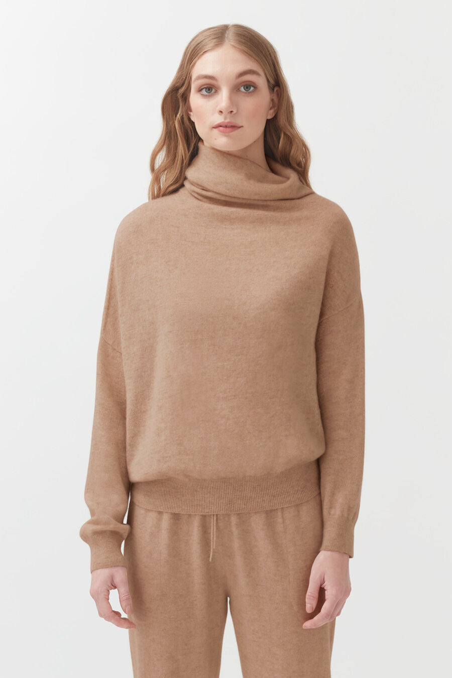 Single-Origin Cashmere Turtleneck Sweater