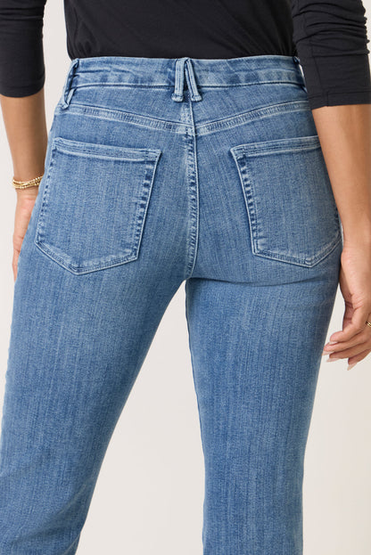 Good Legs Straight Jean
