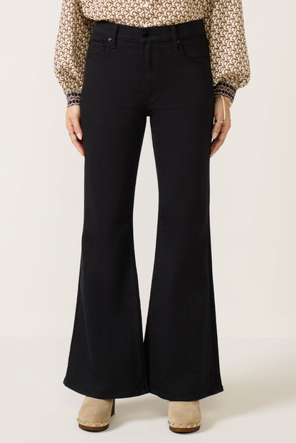 Petite Kinsley Bootcut Jean