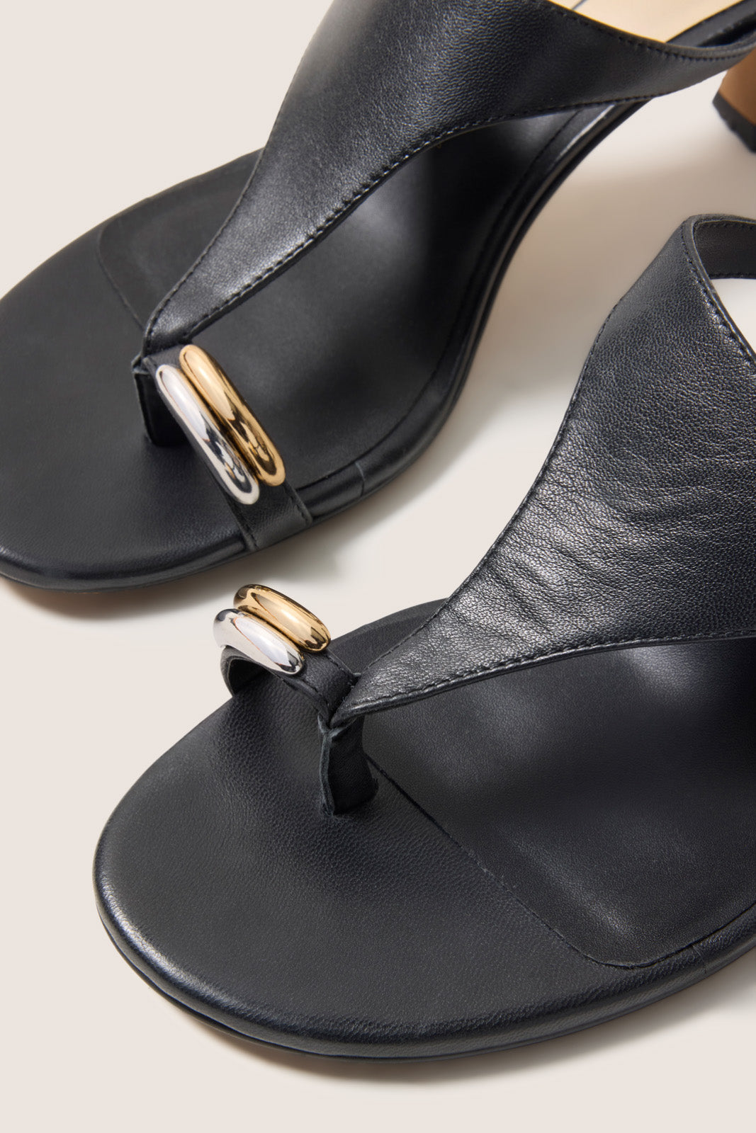 Derrel Kitten Heel