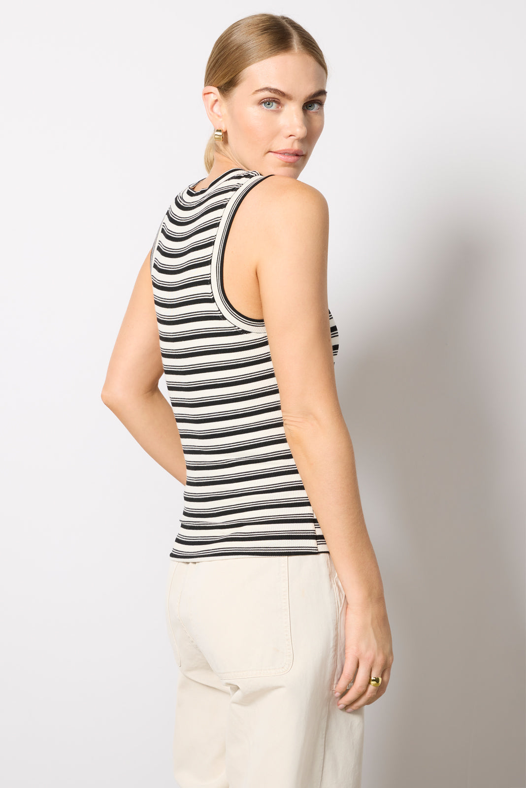 Jones Rib Tank