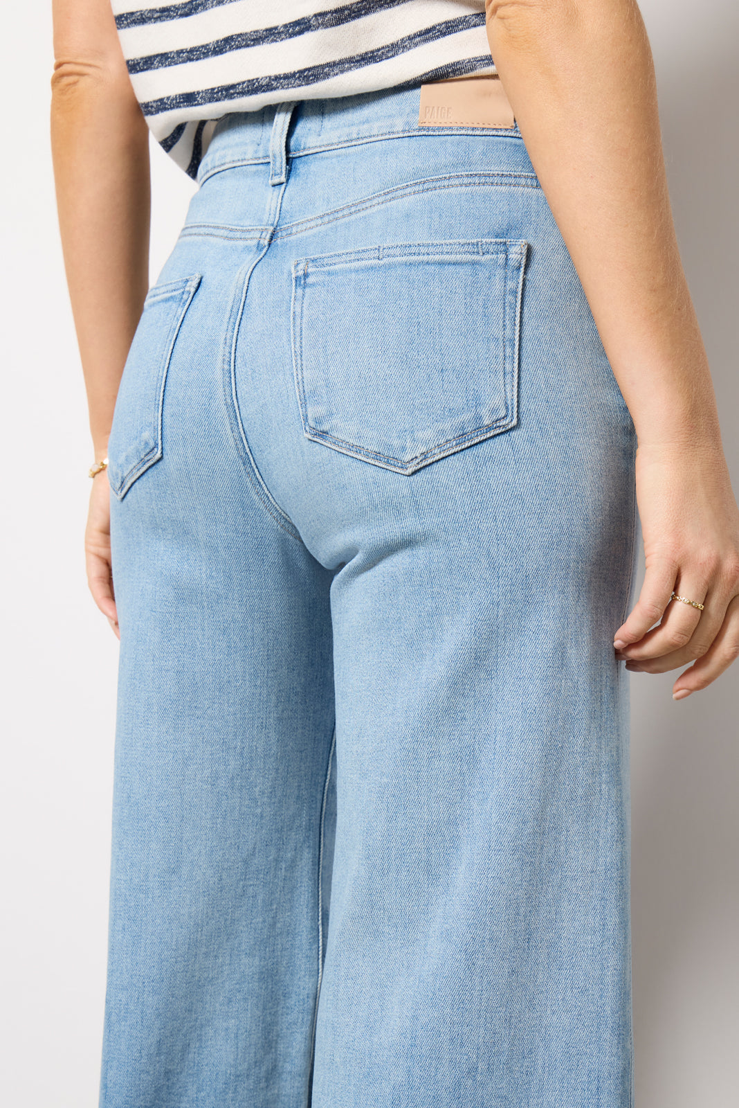 Anessa W/ Raw Hem