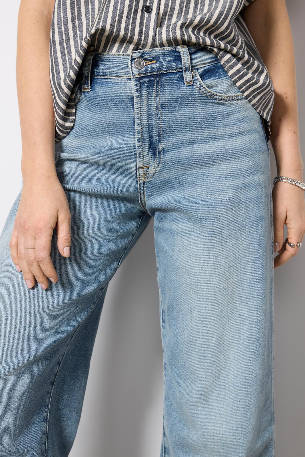 Lotta Wide Leg
