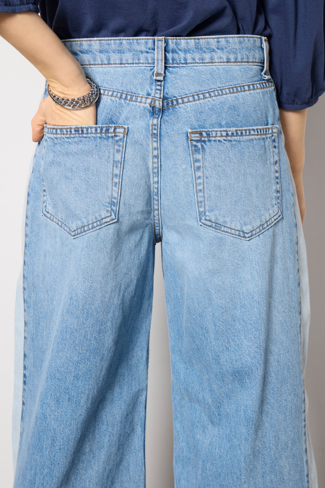 Barcelona Jean