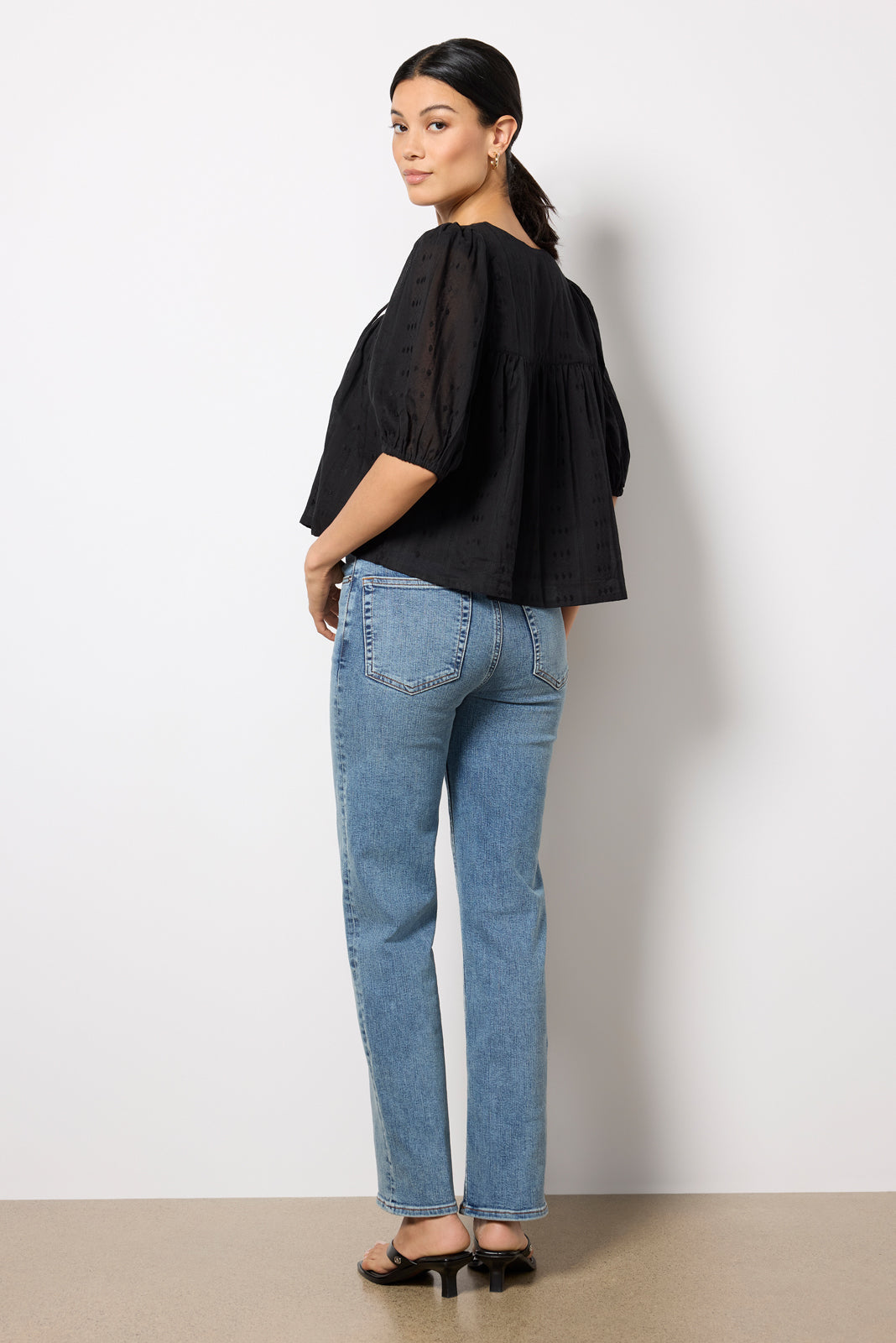 Le Sleek Straight