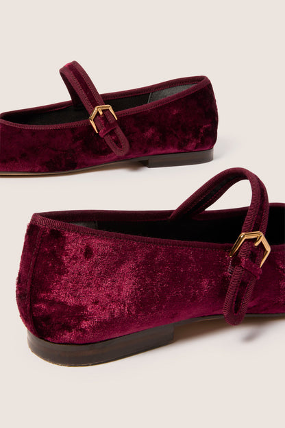 Roslyn Ballet Flat