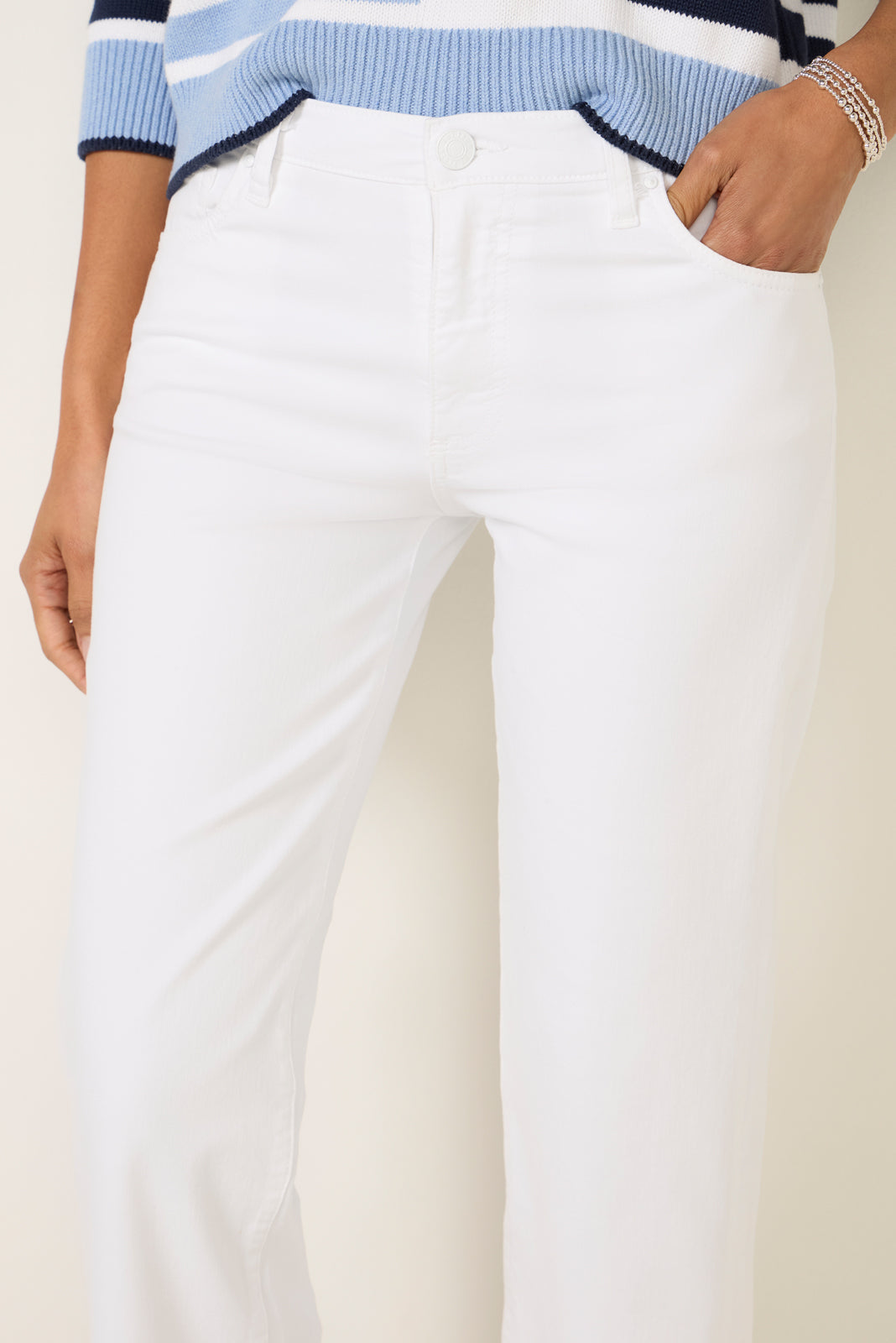 Avery Straight Jean