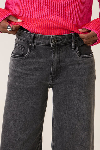 Selena Straight Jean
