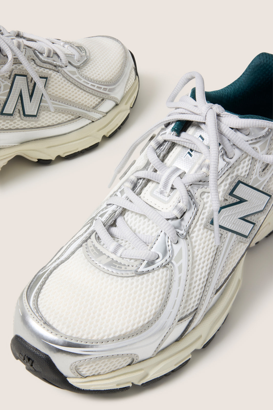 740 Sneaker