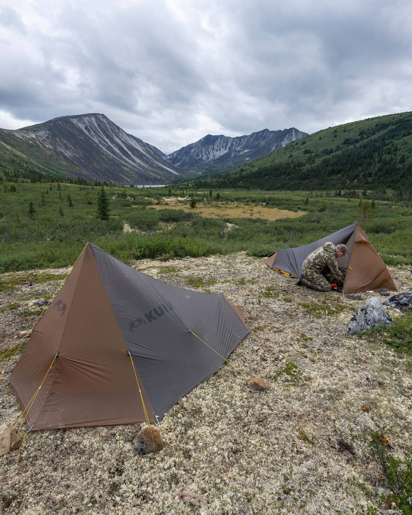 Outlet Summit Star 1 Person Tent | Gunmetal-Orange
