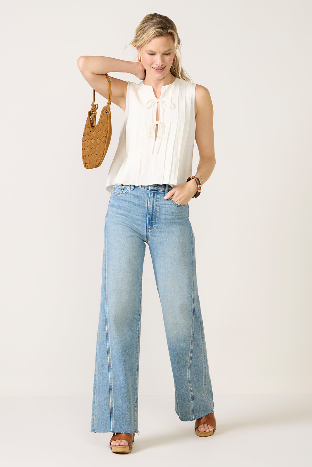 Anessa 31` W/ Twisted Outseam