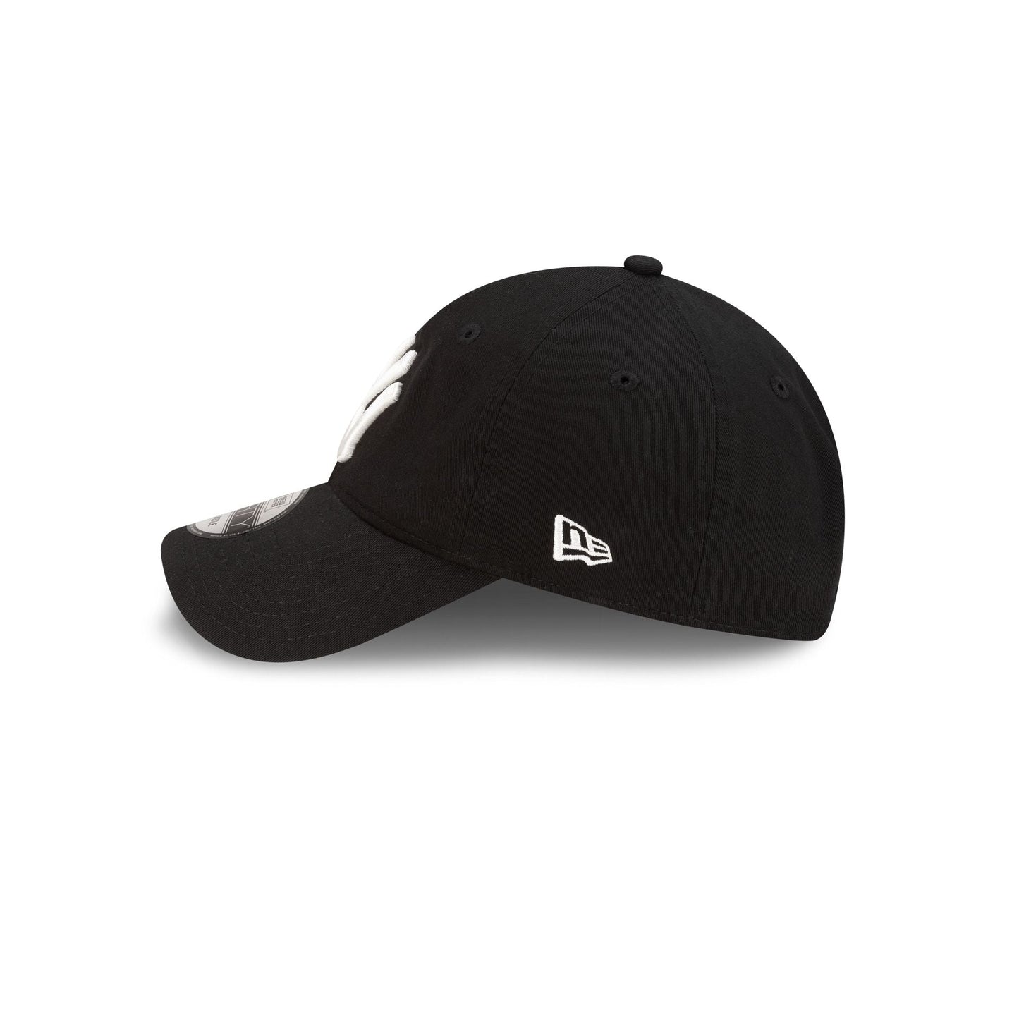 New York Yankees Black 9FORTY Adjustable Hat