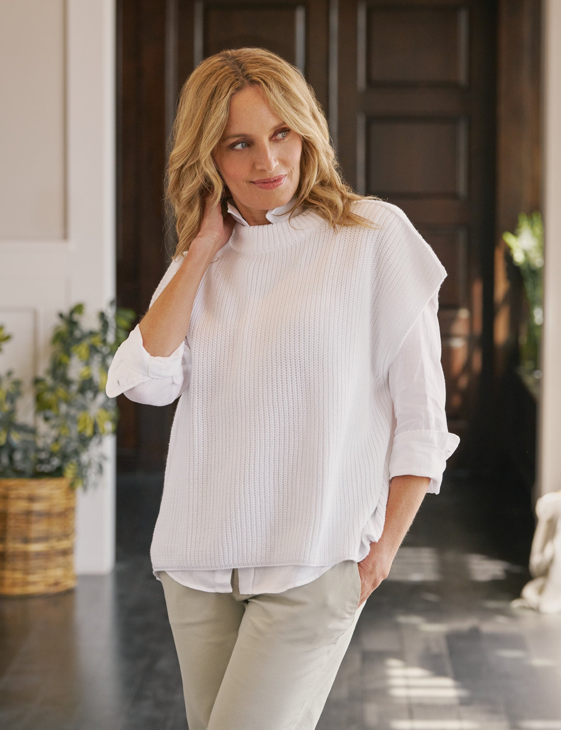 MONTECITO VEST White, Pure Italian Cotton