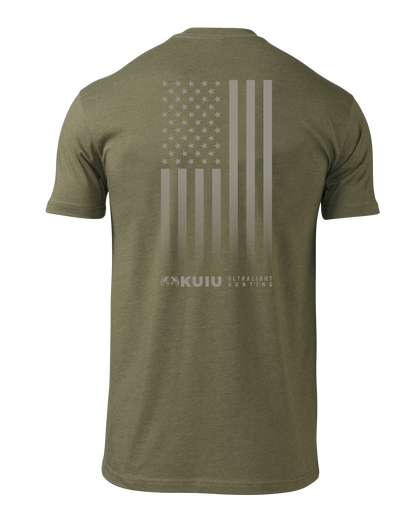 KUIU Vertical Flag Logo T-Shirt | Military Green