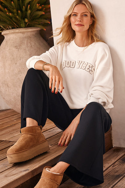 AirEssentials Wide Leg Pant