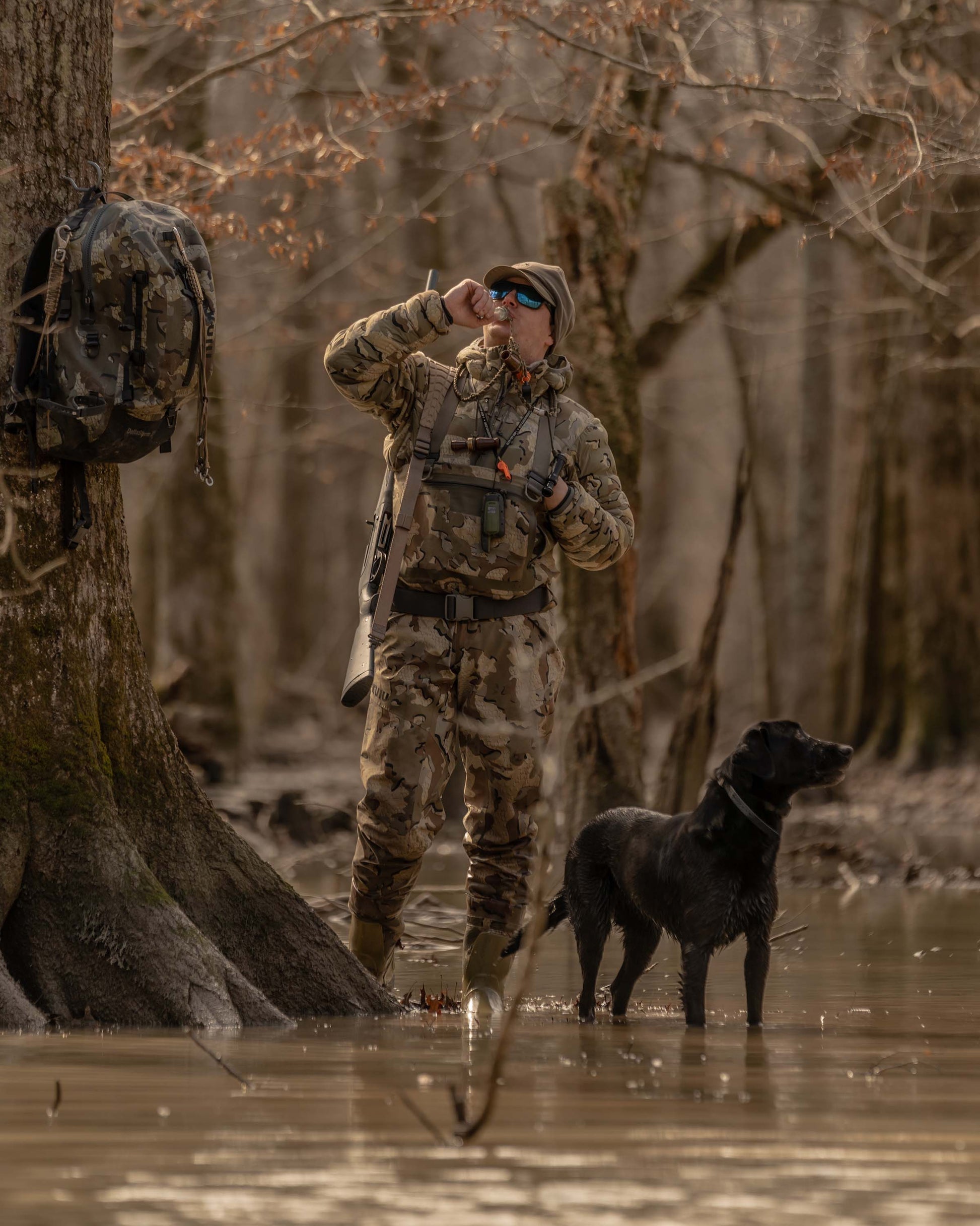 Outlet Flyway Insulated Hooded Jacket | Gunmetal