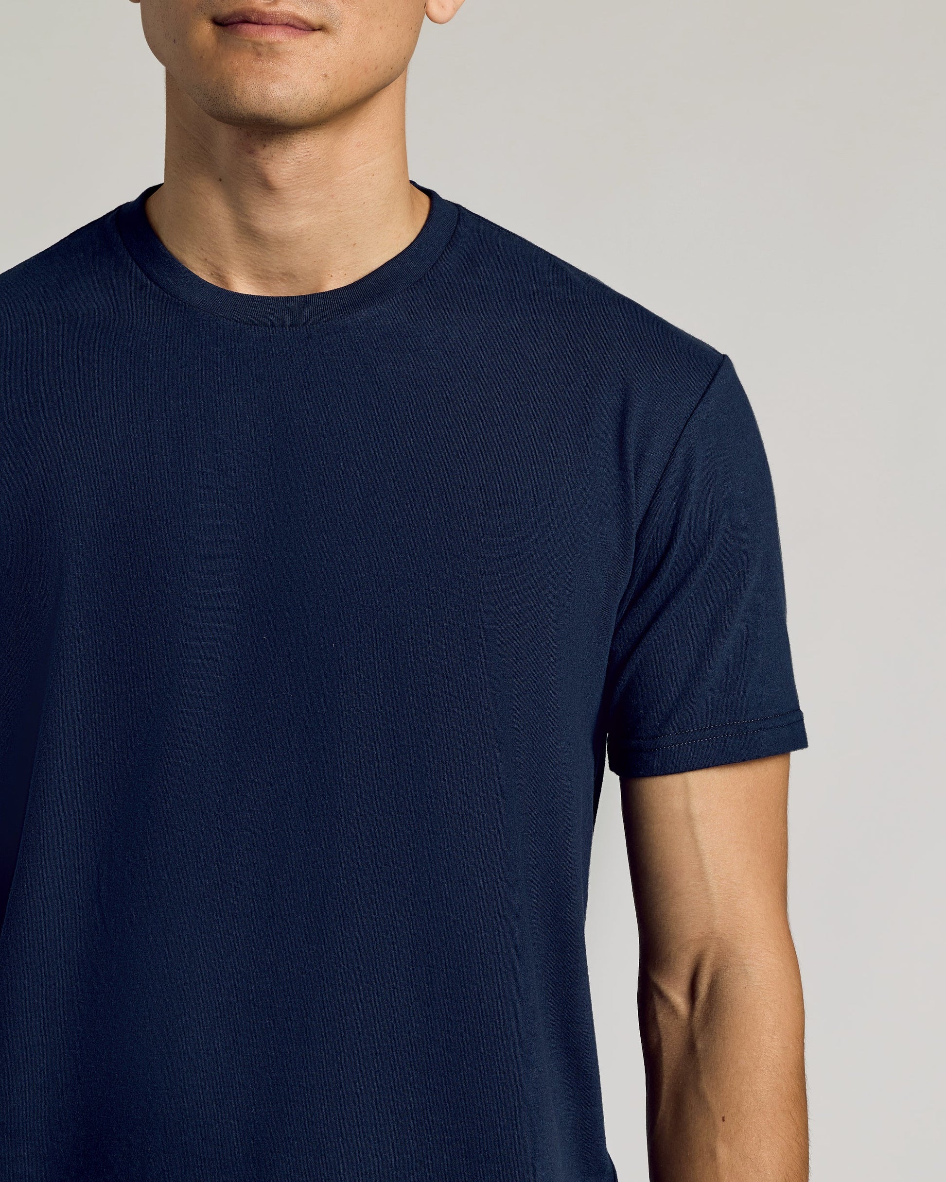 Wardrobe Curved Hem Classic Crew Neck 10-Pack
