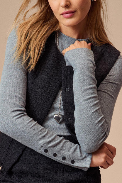 Rilo Ribbed Snap Long Sleeve Top
