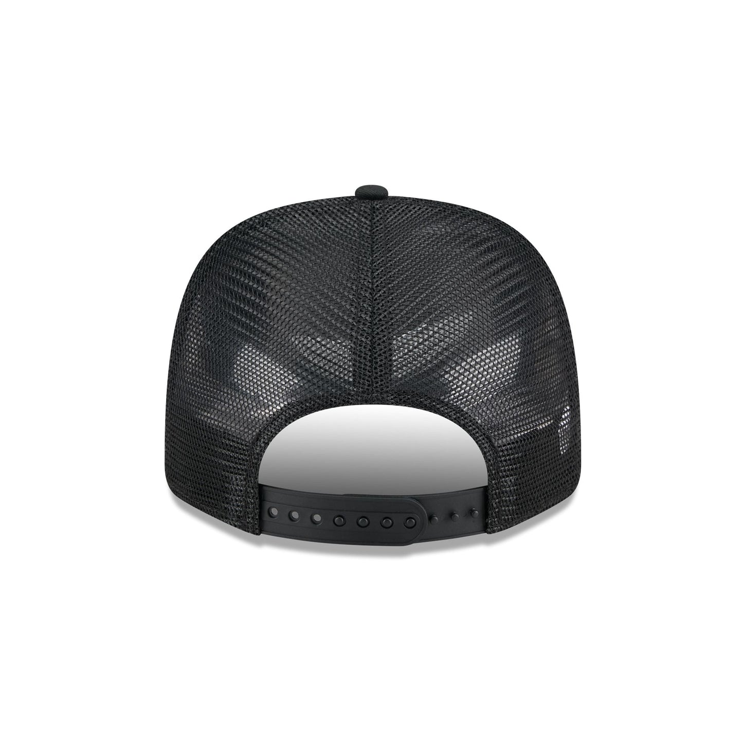 Iowa Hawkeyes Simple 9SEVENTY Trucker Hat