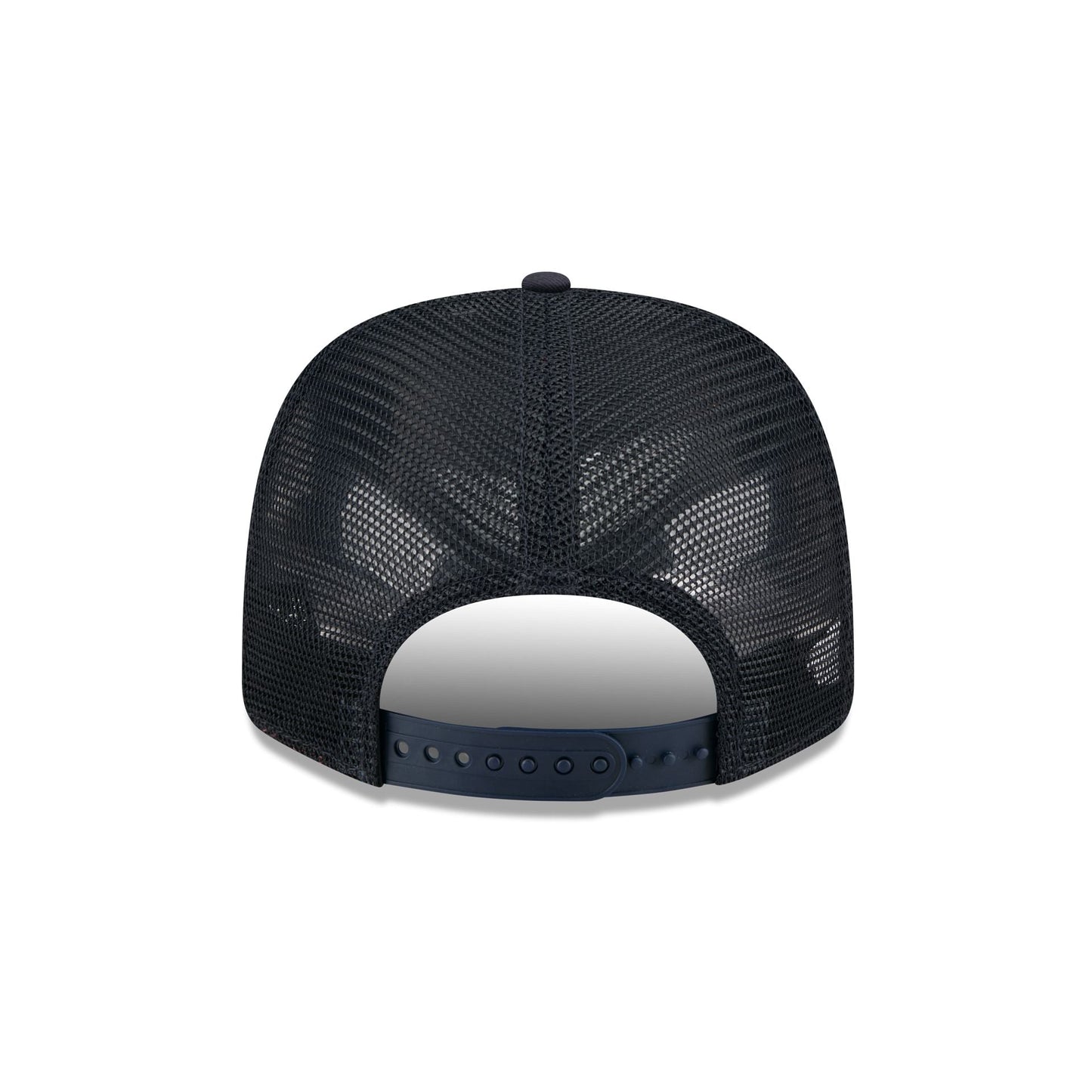 Connecticut Huskies Simple 9SEVENTY Trucker Hat