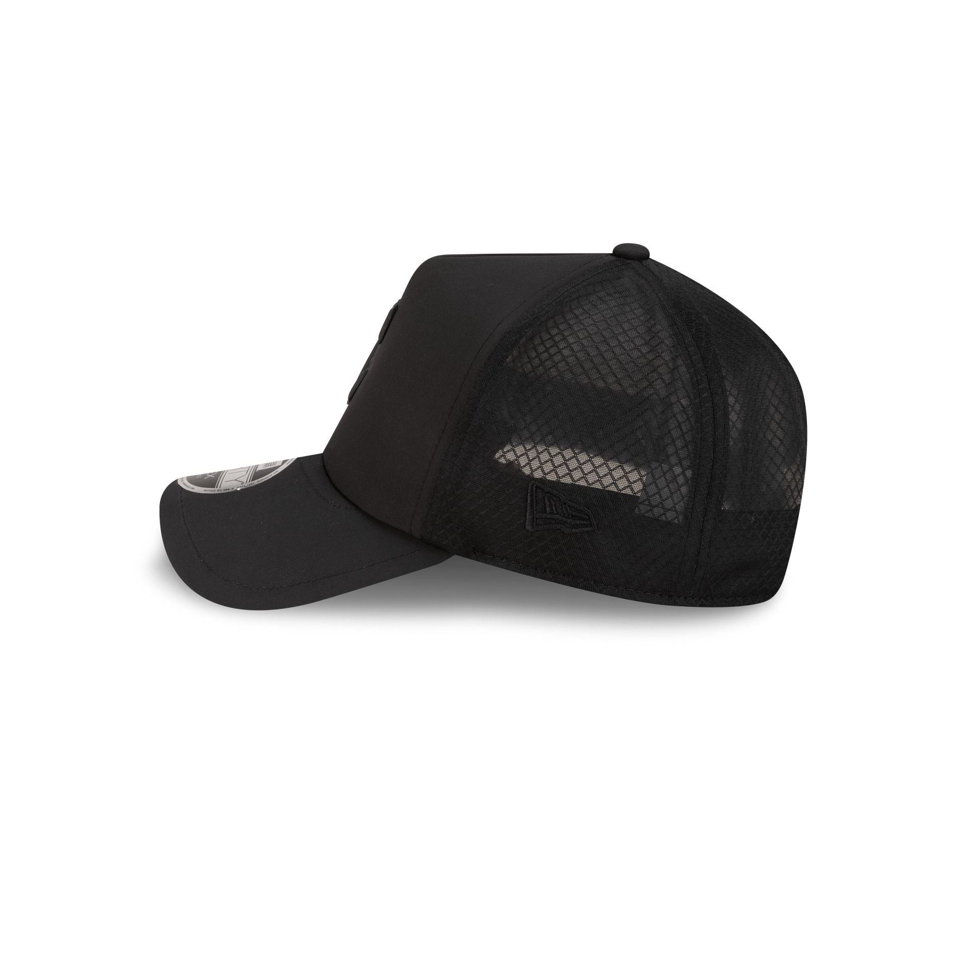 Cleveland Guardians 2026 Batting Practice Black 9FORTY APEX Trucker Hat