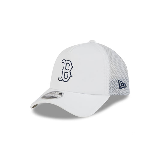 Boston Red Sox 2026 Batting Practice White 9FORTY APEX Trucker Hat