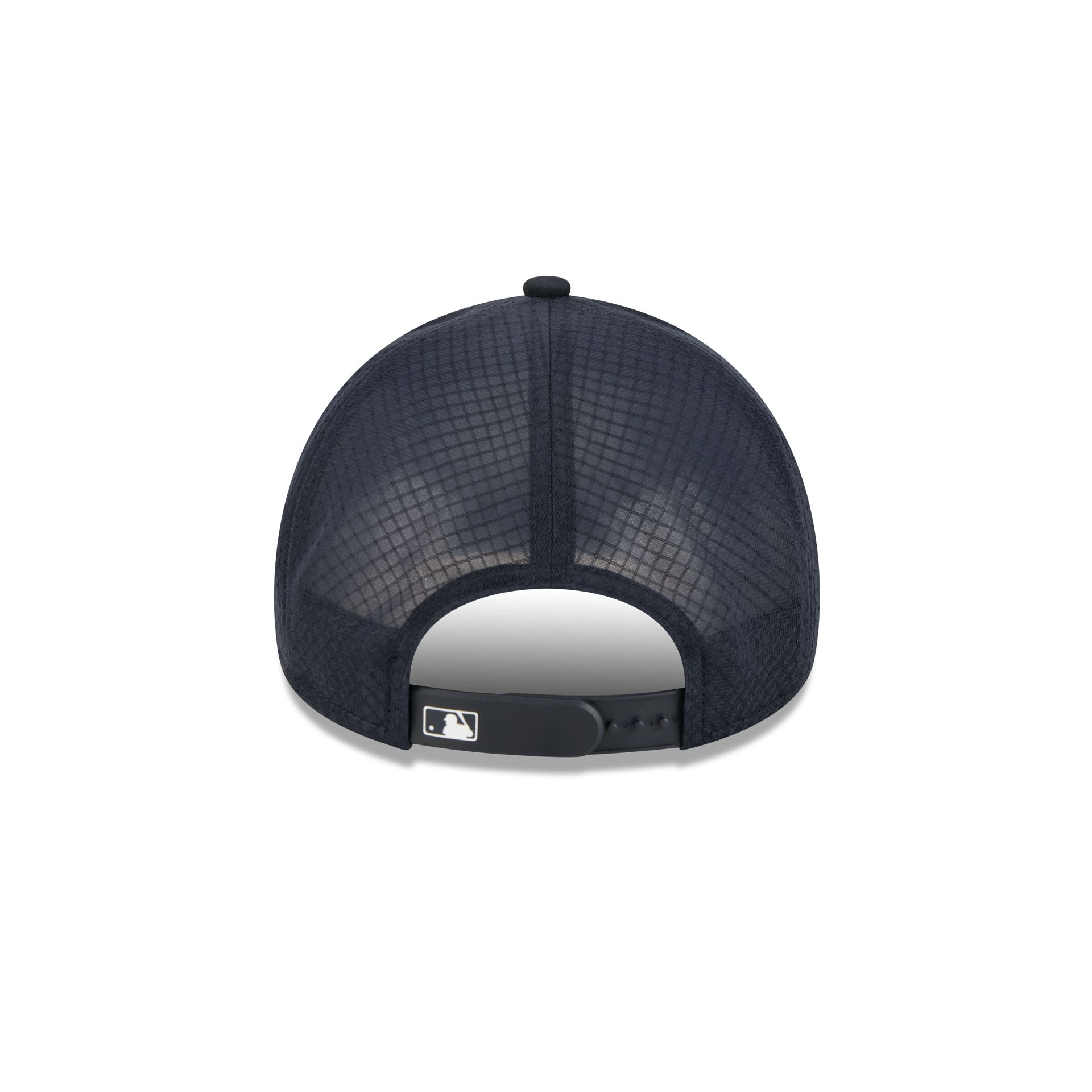 Cleveland Guardians 2026 Batting Practice Alt G 9FORTY APEX Trucker Hat