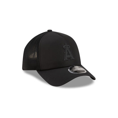 Los Angeles Angels 2026 Batting Practice Black 9FORTY APEX Trucker Hat