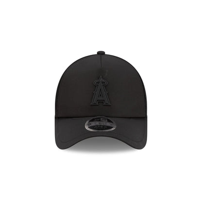 Los Angeles Angels 2026 Batting Practice Black 9FORTY APEX Trucker Hat