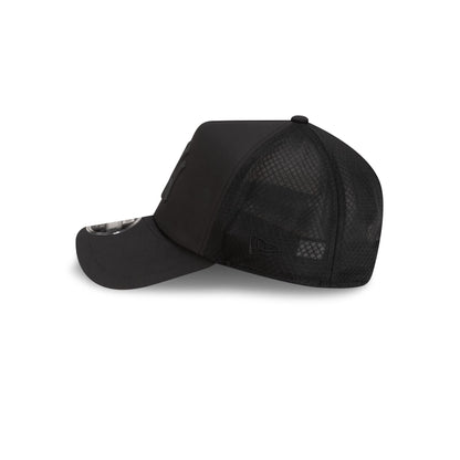 New York Yankees 2026 Batting Practice Black 9FORTY APEX Trucker Hat