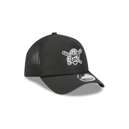 Pittsburgh Pirates 2026 Batting Practice Alt Pirate 9FORTY APEX Trucker Hat