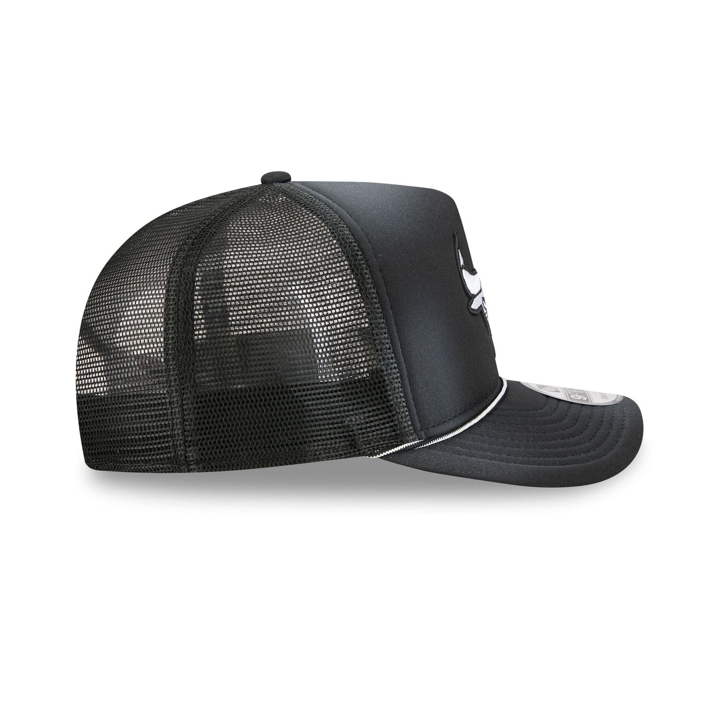 Chicago Bulls Washed Black 9FIFTY A-Frame Trucker Hat