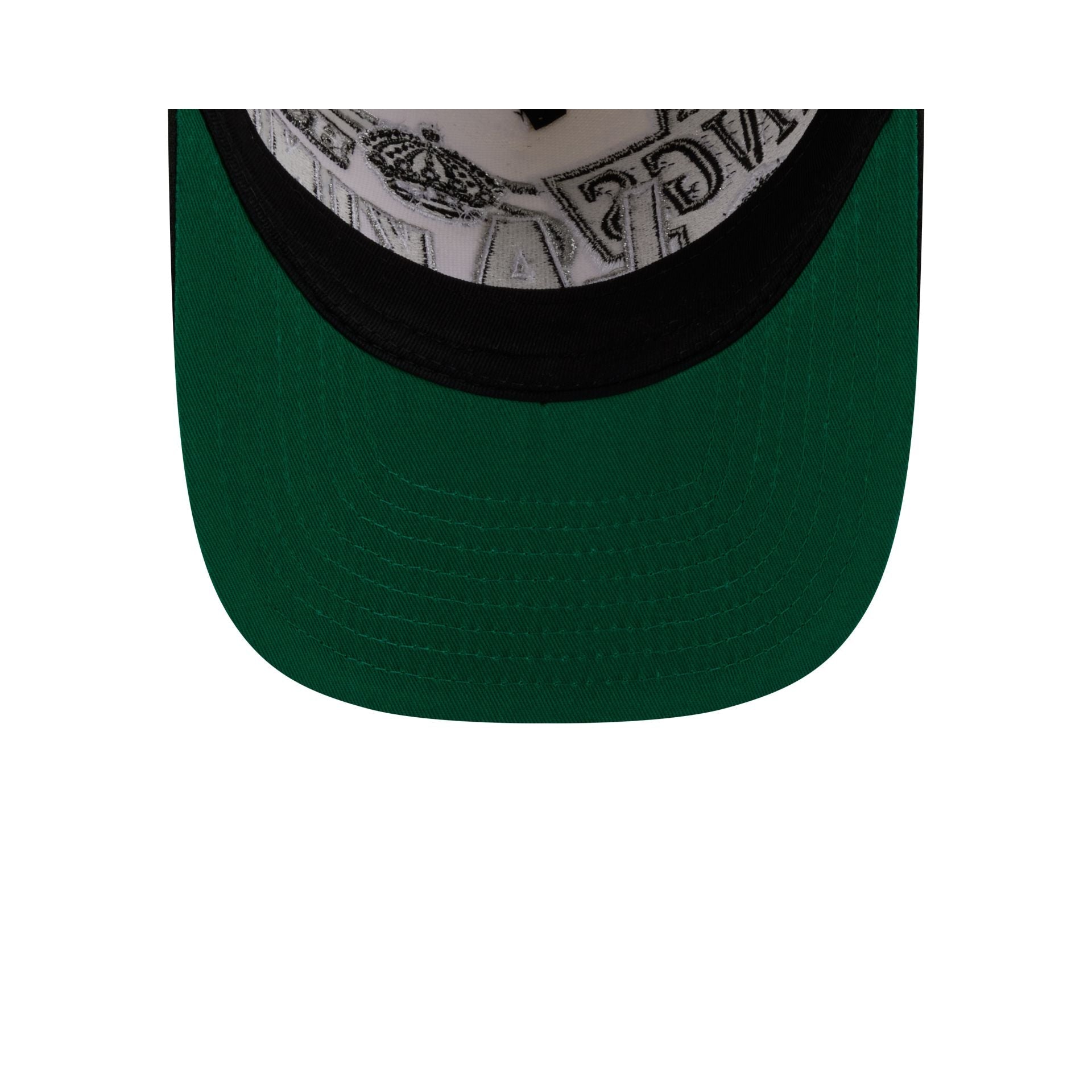 Los Angeles Kings Chrome White Classic 9FIFTY A-Frame Snapback Hat