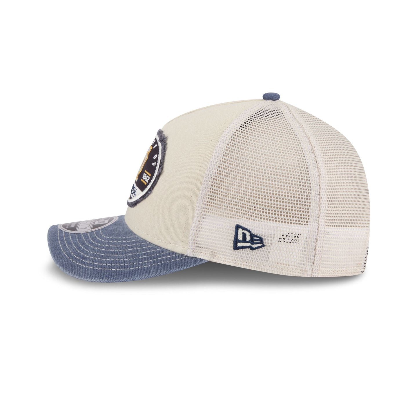 Notre Dame Fighting Irish Frayed 9FORTY M-Crown A-Frame Trucker Hat