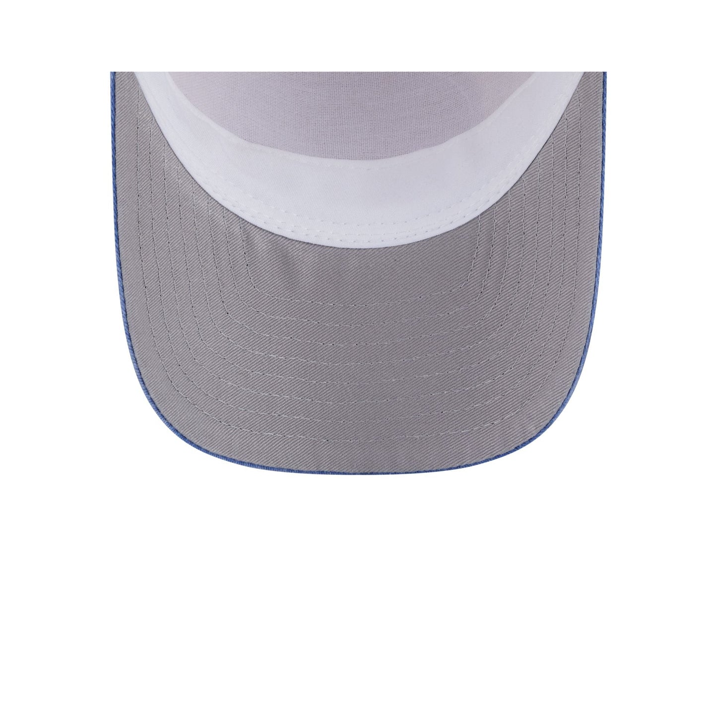 Atlanta Braves Frayed 9FORTY M-Crown A-Frame Trucker Hat