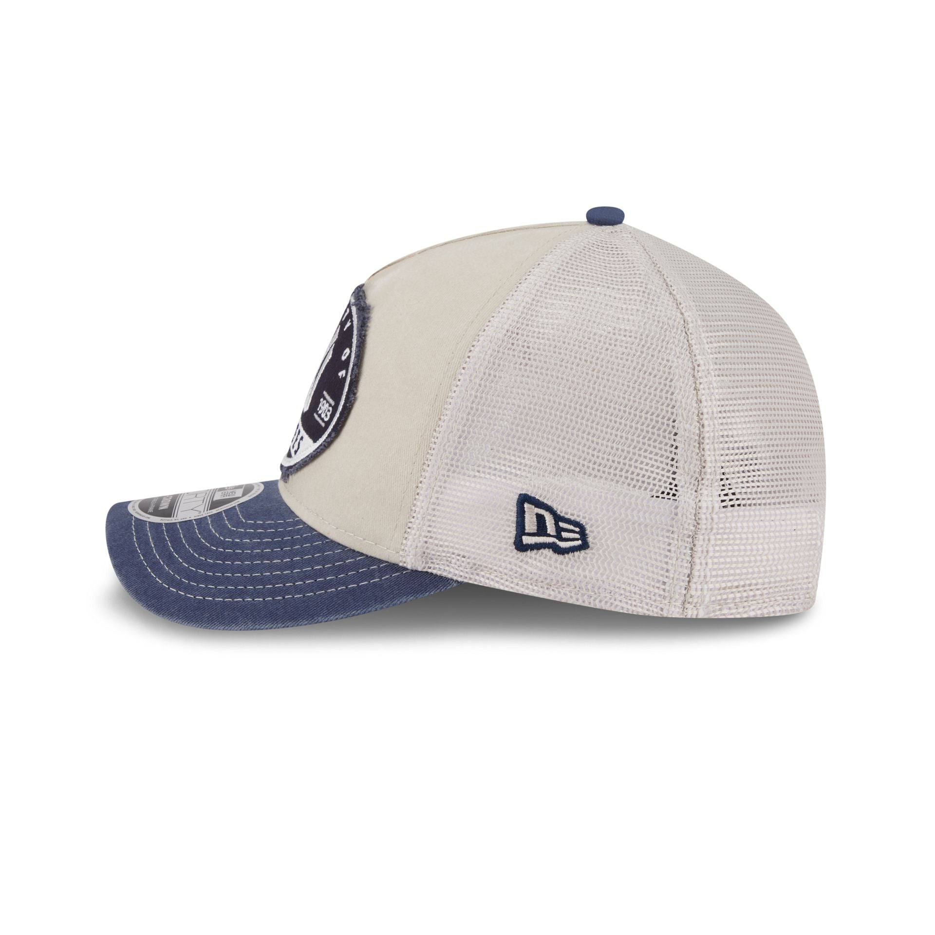New York Yankees Frayed 9FORTY M-Crown A-Frame Trucker Hat