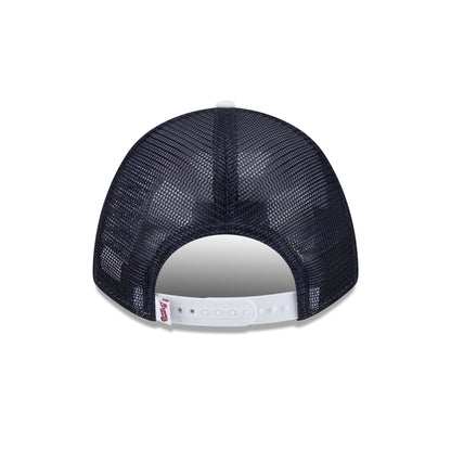 Atlanta Braves Optic White Felt Logo Women's 9FORTY M-Crown A-Frame Trucker Hat