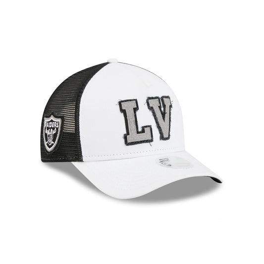 Las Vegas Raiders Optic White Felt Logo Women's 9FORTY M-Crown A-Frame Trucker Hat