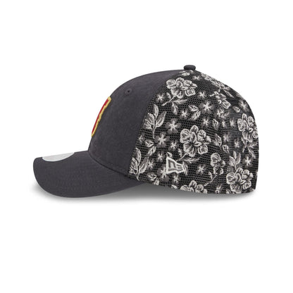 Japan Floral Mesh Women's 9FORTY M-Crown Trucker Hat