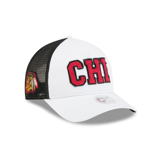 Chicago Blackhawks Optic White Felt Logo Women's 9FORTY M-Crown A-Frame Trucker Hat