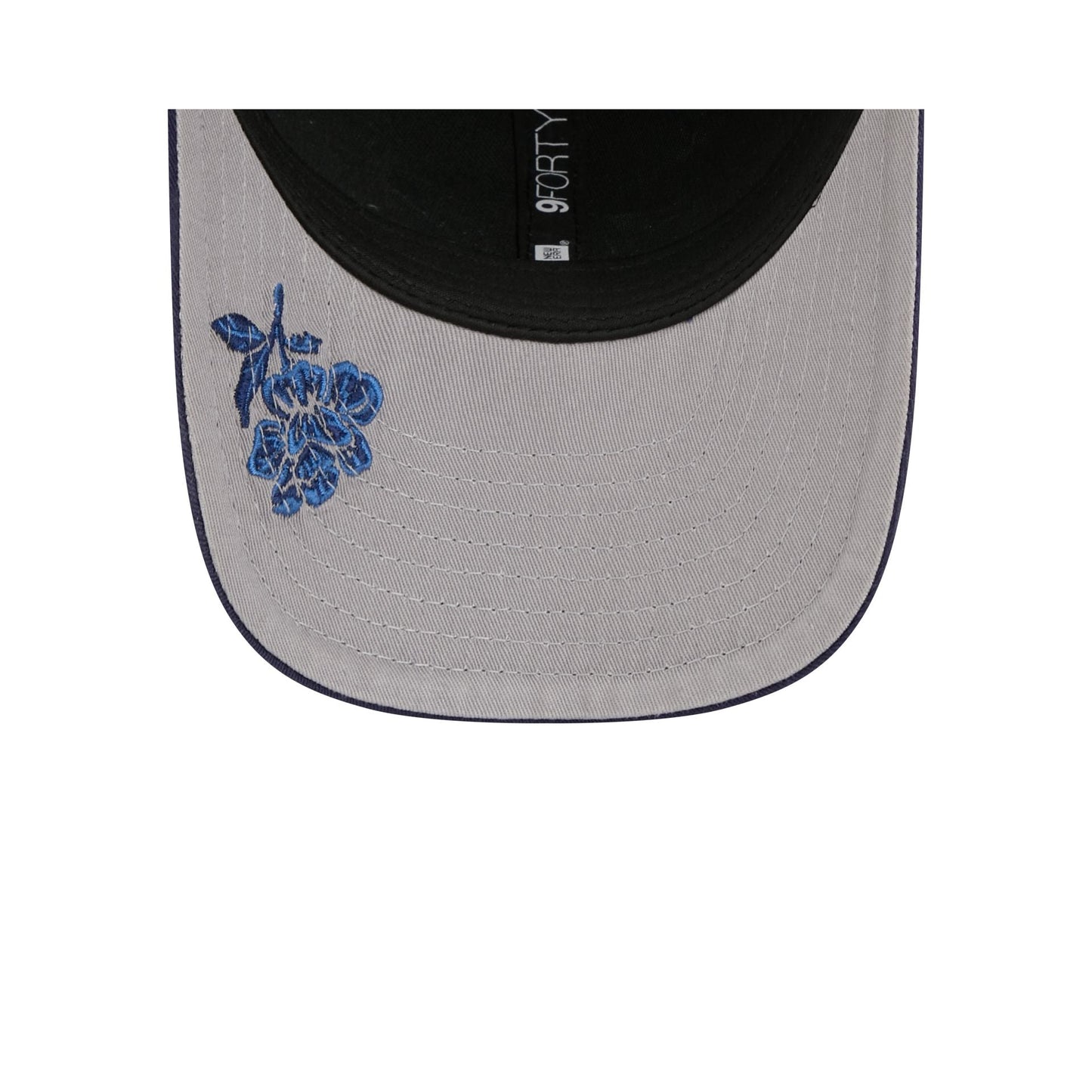 USA Floral Mesh Women's 9FORTY M-Crown Trucker Hat