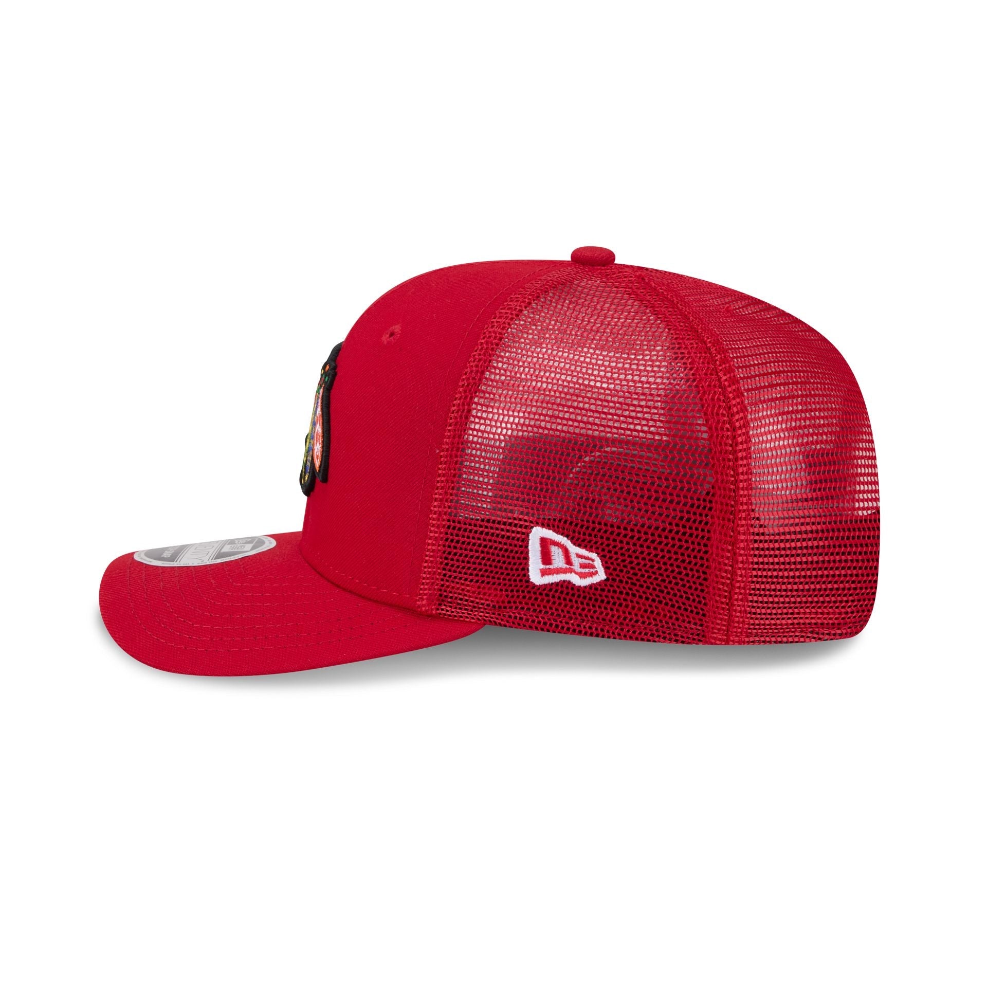 Chicago Blackhawks Simple 9SEVENTY Trucker Hat