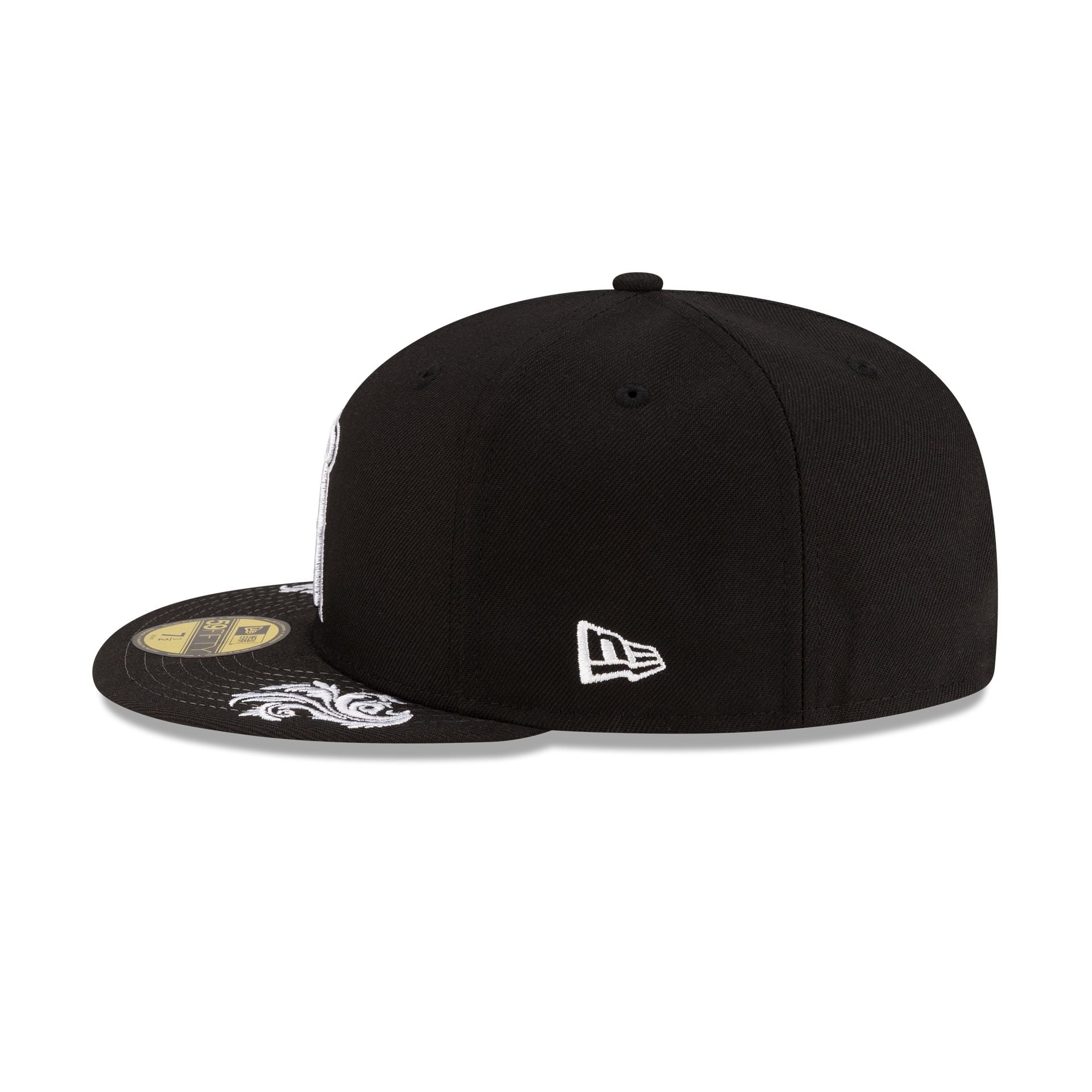 Los Angeles Angels Script Black and White 59FIFTY Fitted Hat