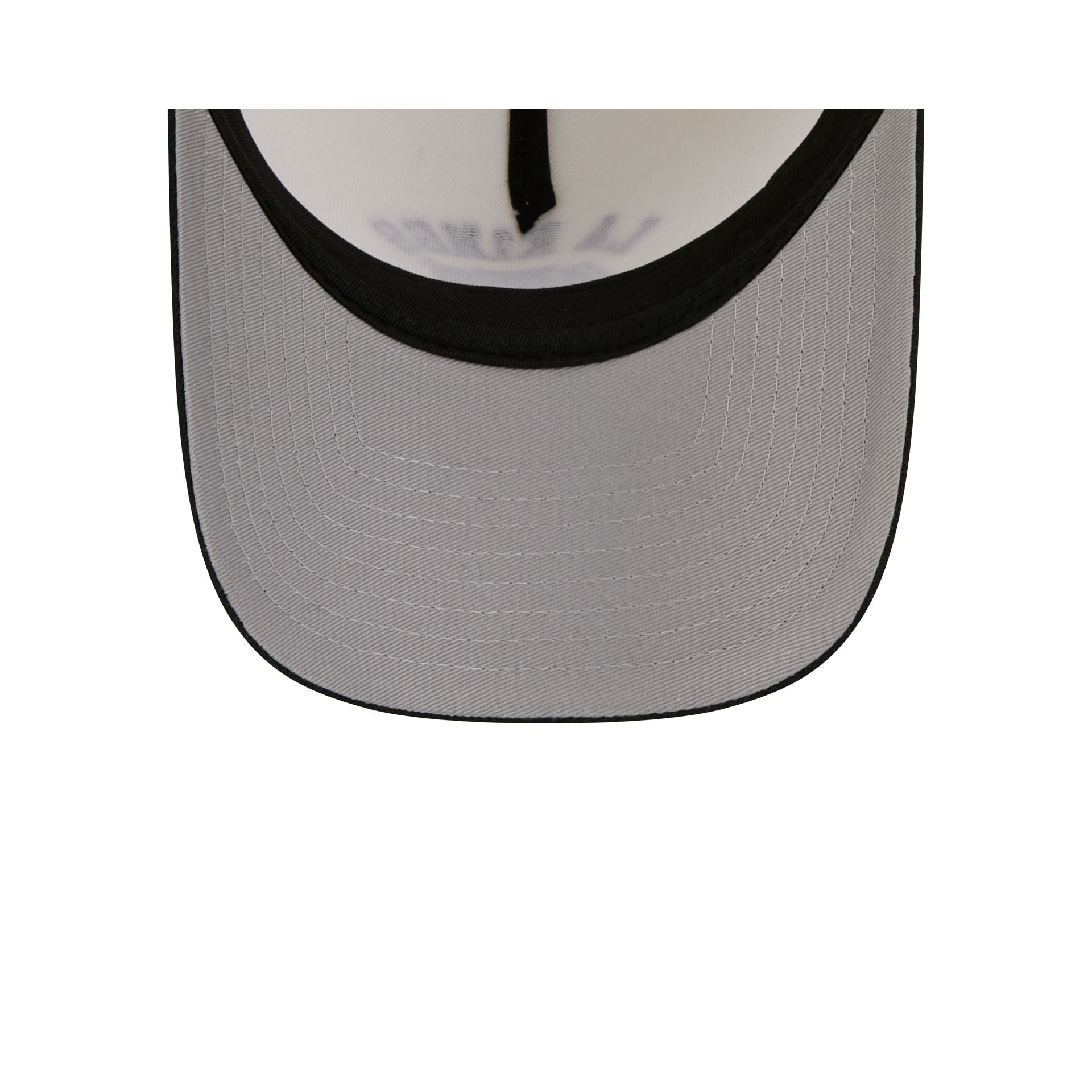 Los Angeles Kings Chrome White Arched 9FORTY A-Frame Snapback Hat