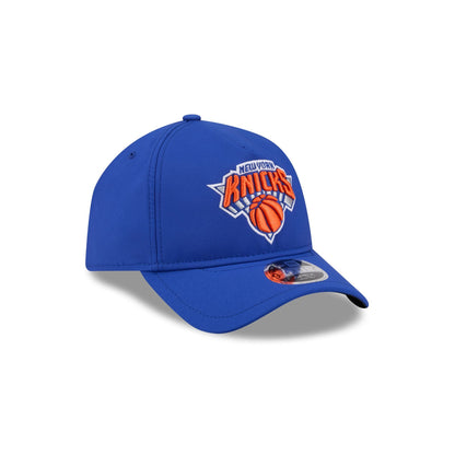 New York Knicks 9FORTY APEX Snapback Hat