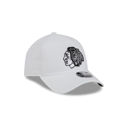 Chicago Blackhawks White 9FORTY APEX Snapback Hat